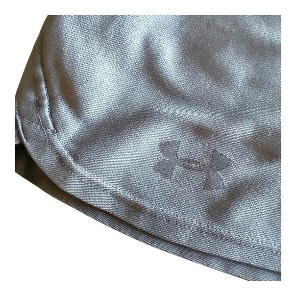 Under Armour Heatgear Loose Fit Athletic Shorts Women's Small Gray - Picture 3 of 6